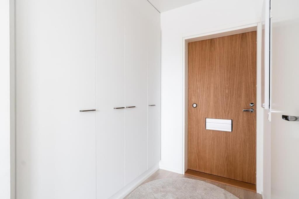 New Studio Cherry Near Helsinki Airport In Kivistoe 万塔 外观 照片